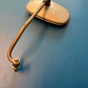 OD0706 Spiegel links voor Dyane jaren '70 en '80. Gebruikt, goede staat.